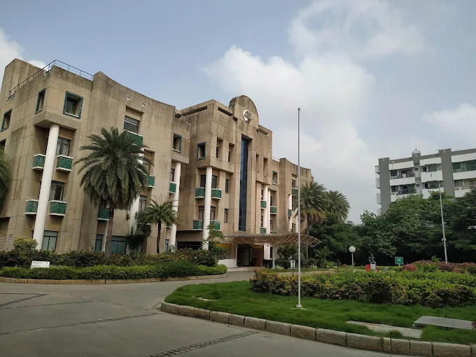 MIOT - Best Thyroid clinics in Chennai with endocrynologists