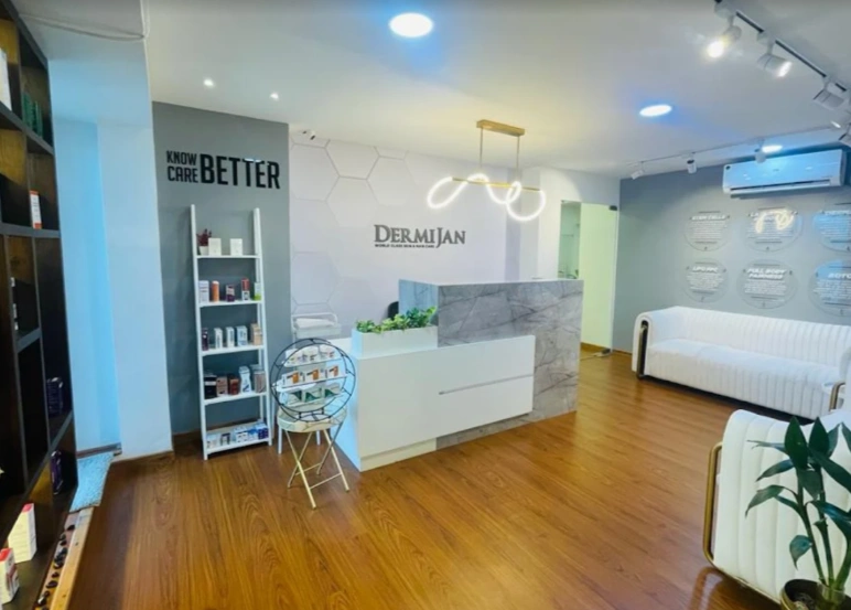 Dermi Jan best Skin Care clinic in Chennai